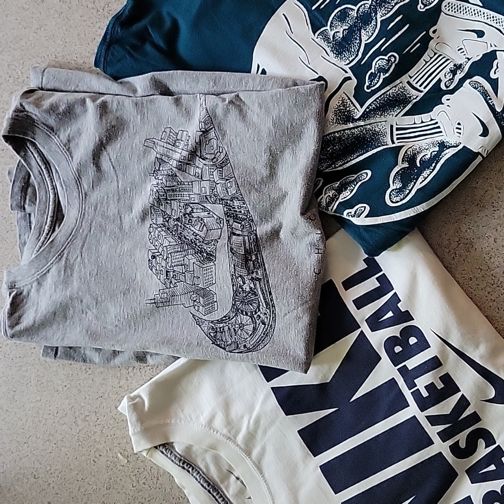 Nike Men's 👕 T-Shirts